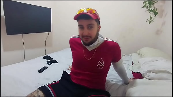 Play MP4 - Perdi de prop&oacute;sito no videogame pro meu amigo comer meu cuzinho &lpar;COMPLETO NO RED&rpar;