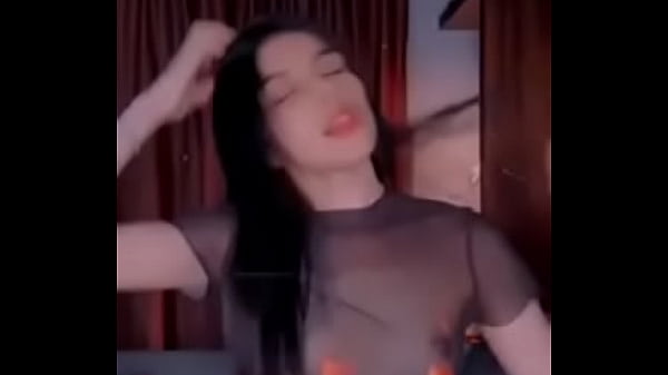 Me Grabo Mientras Uso Mi Consolador Largo (me Lo Meto Completo) thumbnail