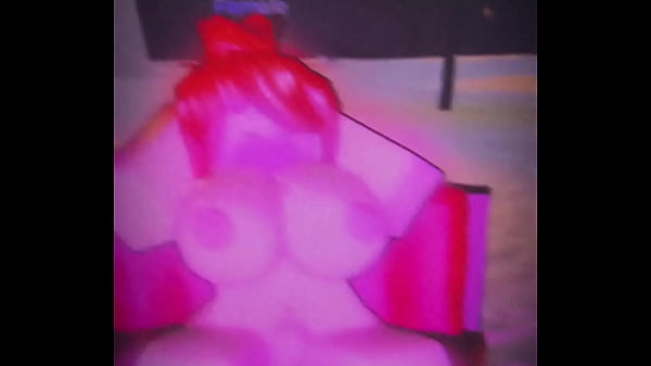 Fui me exibirtoda loca a frente do publico