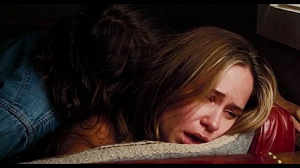 Inherent vice phoenix waterston scene