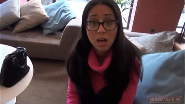 Nonton Cute Teen Gets Offered A Place To Sleep And Then Used For Sex thumbnail