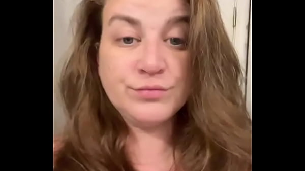 Back in ct holy fucking travel day so excited to shower and sleep on my own bed 