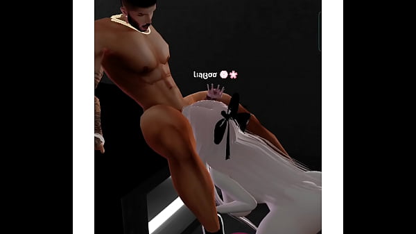 Liaboo and big latin man on social videogame 