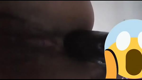 Ella Se Esta Abriendo El Orto Para Su Novio thumbnail