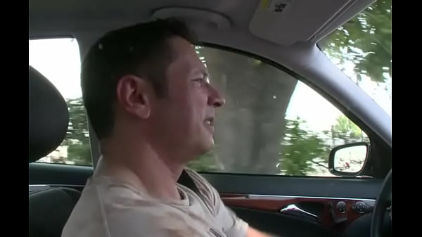 Nonton Savannah Stern Uses Her Big Boobs To Get Men thumbnail