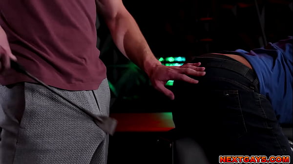 Justin Dajock and Taylor Reign fuck in a sex dungeon 