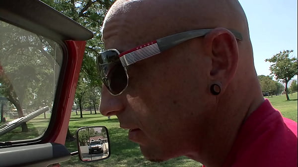 Play MP4 - Jessica Bangkok Bends Over For A Hard Pounding Screw