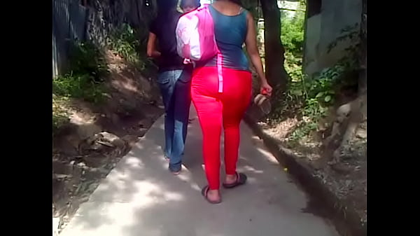 Play MP4 - El rico culote de la tortillera