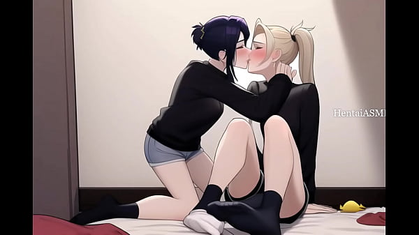 Cosplay Hoes Kiss thumbnail