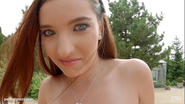 Play MP4 - Givemepink Brunette takes out her magic wand to pleasure her pussy