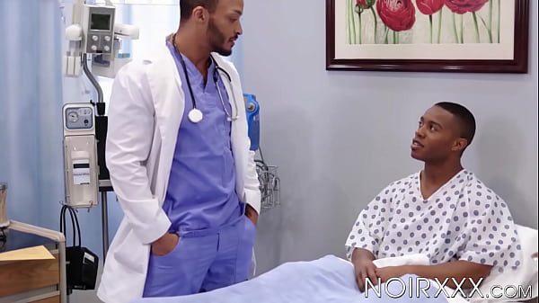 Hung Dr. Dillon Diaz alleviates my ass feelings of boredom with his substantial endowment. 