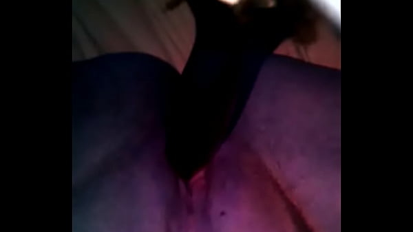 SUSCRIPTORA_me manda rico video masturbándose